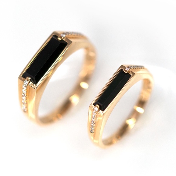 Genuine Burmese Black Jadeite 18K Gold Ring